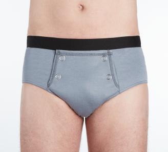 Slip gris avec ouverture devant par pressions aimantées de face